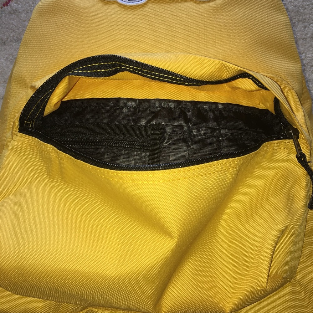 SOLD | DO NOT BUY | Yellow Vans Realm Backpack - Picture 3 of 6